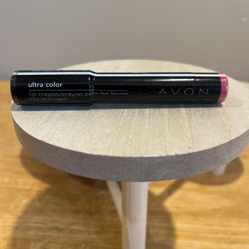 AVON Ultra Color Lip Crayon Liner &‎ Color 0.098 oz (READY FOR ME) RARE - SEALED